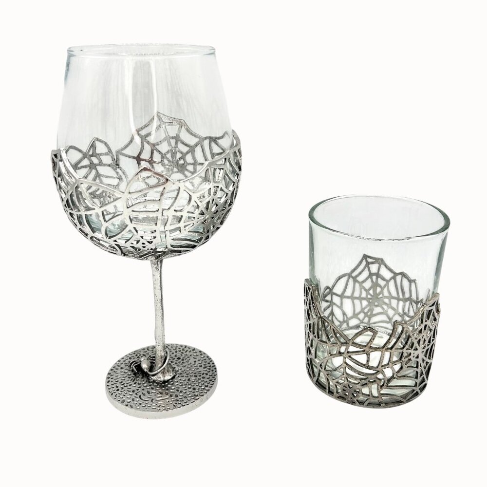 NEW TMD SILVER METAL SPIDERWEB STEMMED WINE & WHISKEY GLASS SET GOTHIC HALLOWEEN - Picture 2 of 5